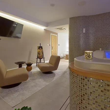 Beletage Rituals Premium With Private Jacuzzi And Pool -free Parking Adults Only
